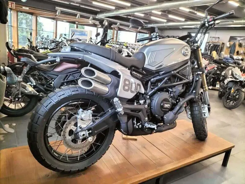 Benelli Leoncino 800 Trail (2022 - 26) (3)