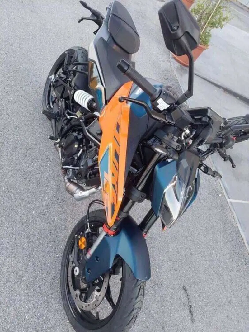 KTM 125 Duke (2024 - 25) (5)
