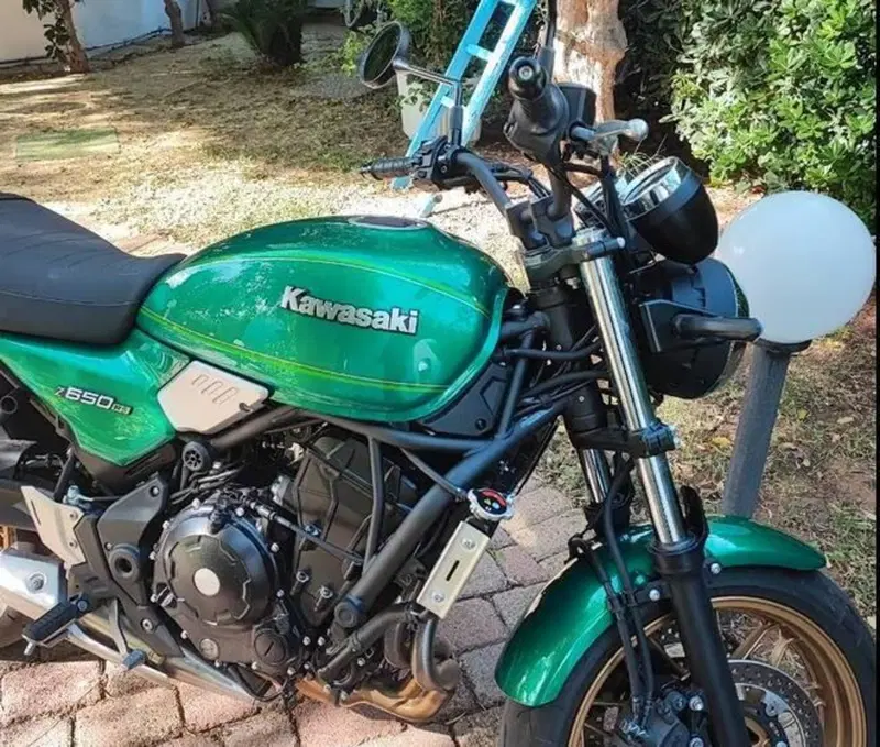 Kawasaki Z 650 RS (2022 - 24) (3)