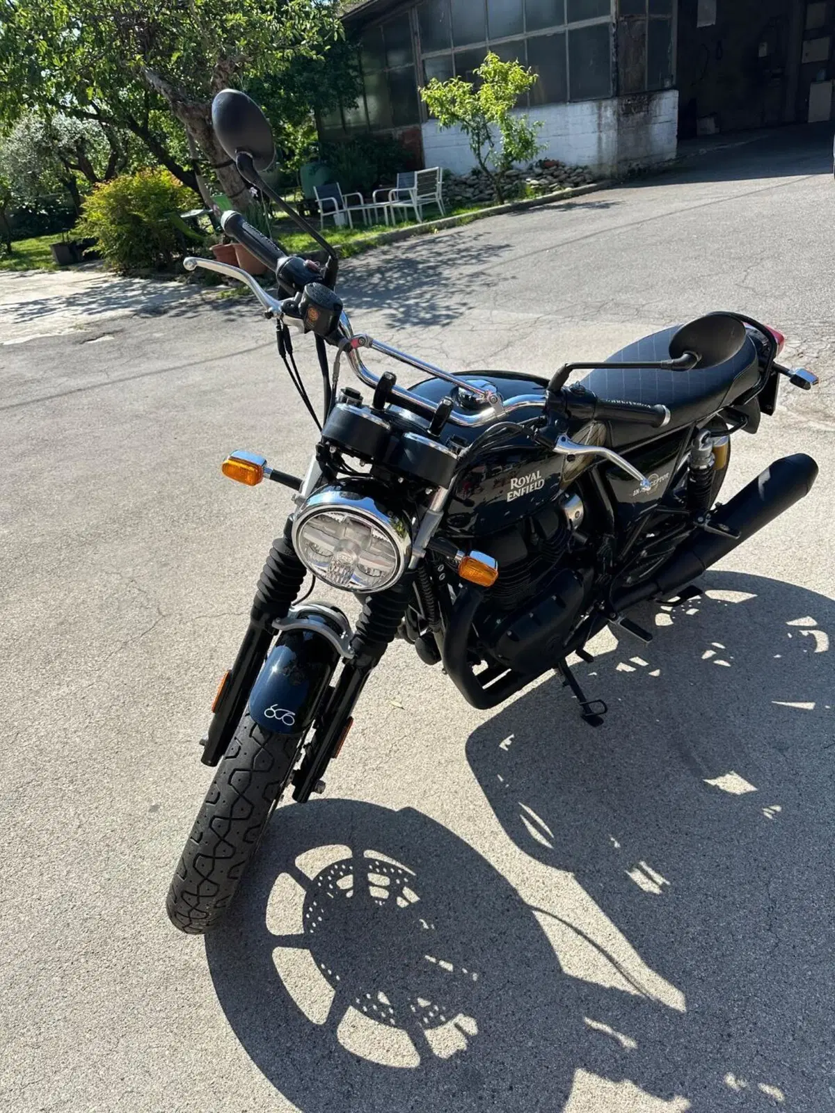Royal Enfield Interceptor 650 (2021 - 26) (2)