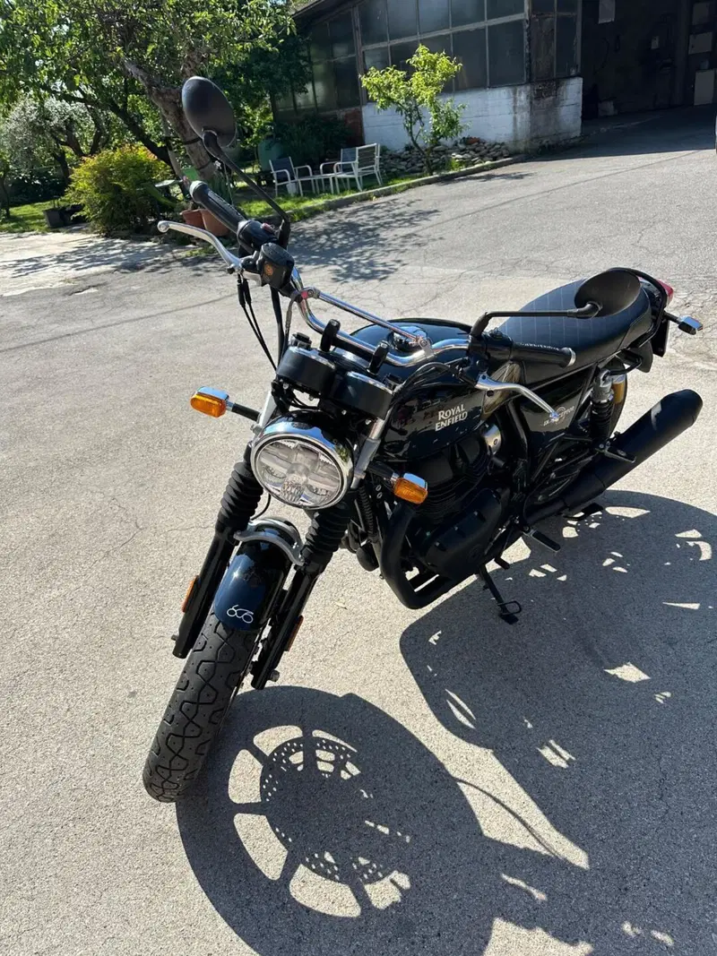 Royal Enfield Interceptor 650 (2021 - 26) (2)