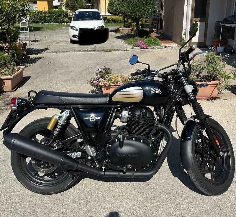 Royal Enfield Interceptor 650 (2021 - 26) (6)