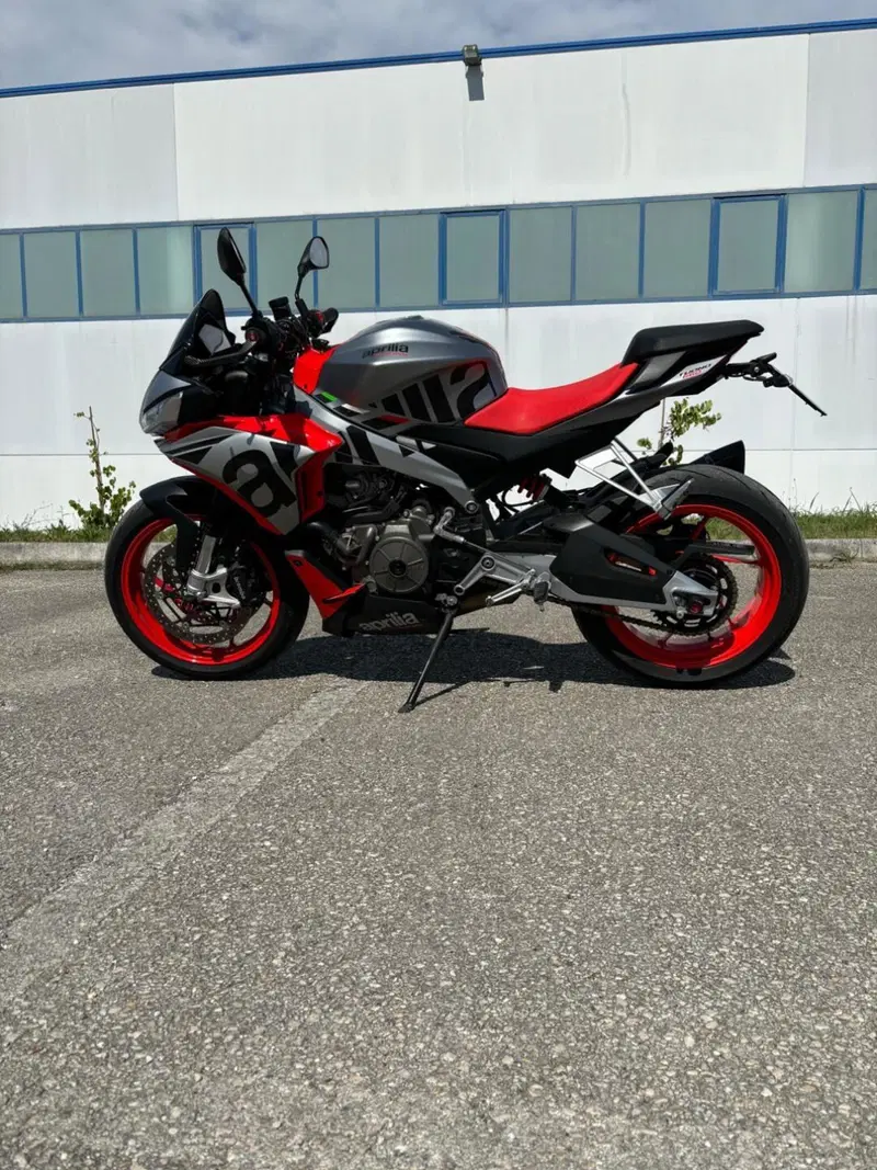 Aprilia Tuono 660 (2021 - 25) (4)