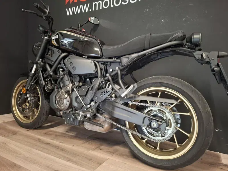 Yamaha XSR 700 (2022 - 26) (3)