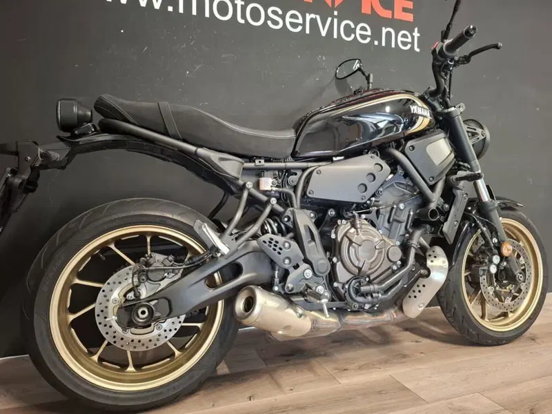 Yamaha XSR 700 (2022 - 26) (5)