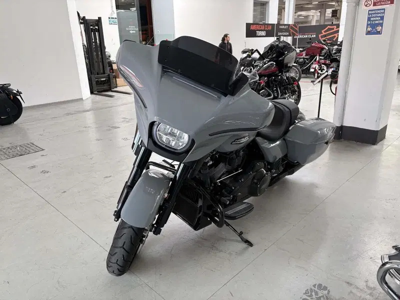 Harley-Davidson Street Glide (2024 - 26) (2)