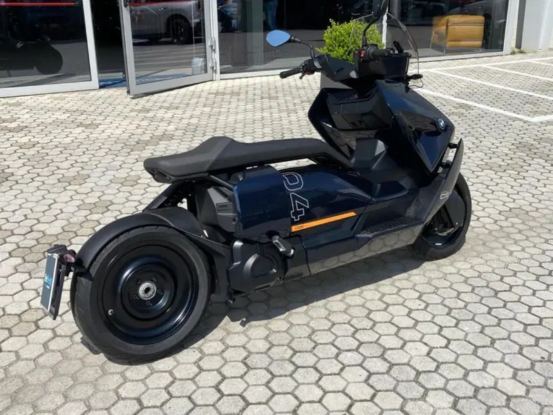 Bmw CE 04 (2021 - 25) (7)