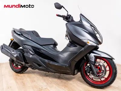 Suzuki Burgman AN 400 Z ABS (2011 - 14) usata