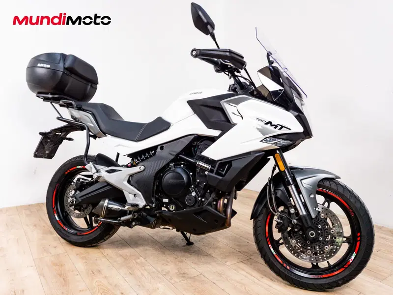 CFMOTO 700MT (2024 - 26) (2)