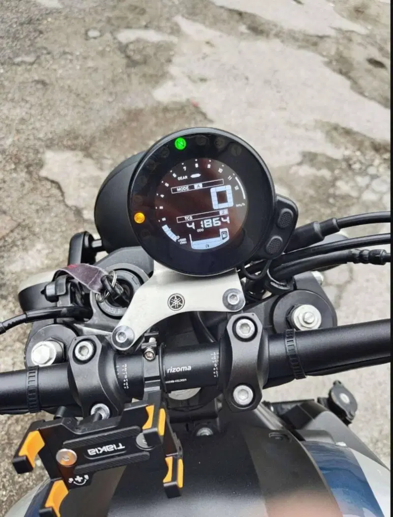 Yamaha XSR 900 ABS (2016 - 20) (4)