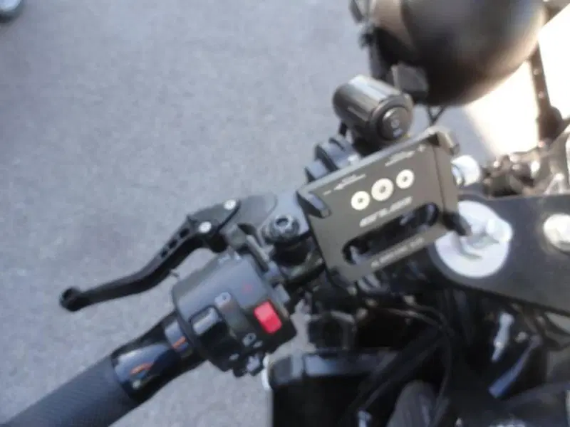 Yamaha FZS 600 Fazer (2002 - 03) (21)