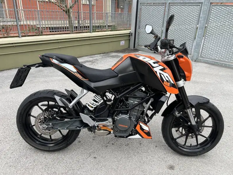 KTM 125 Duke ABS (2013 - 16) (3)
