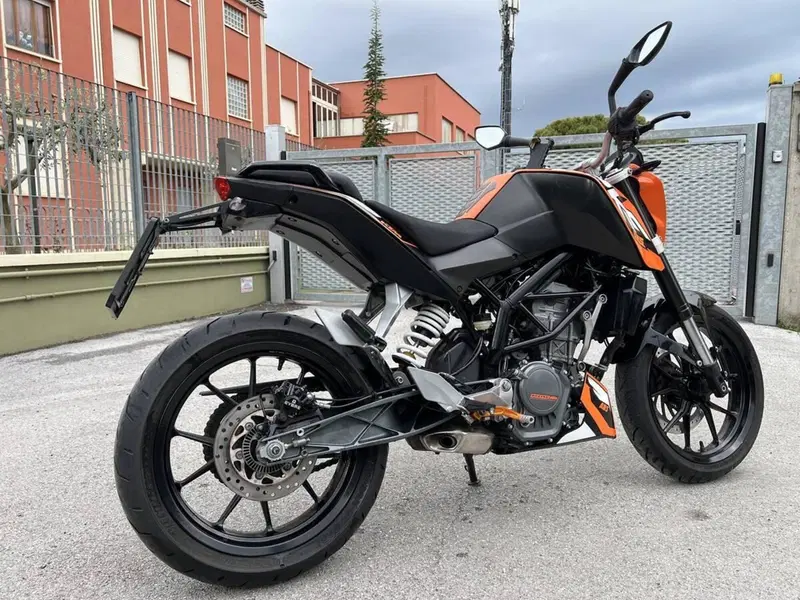 KTM 125 Duke ABS (2013 - 16) (4)
