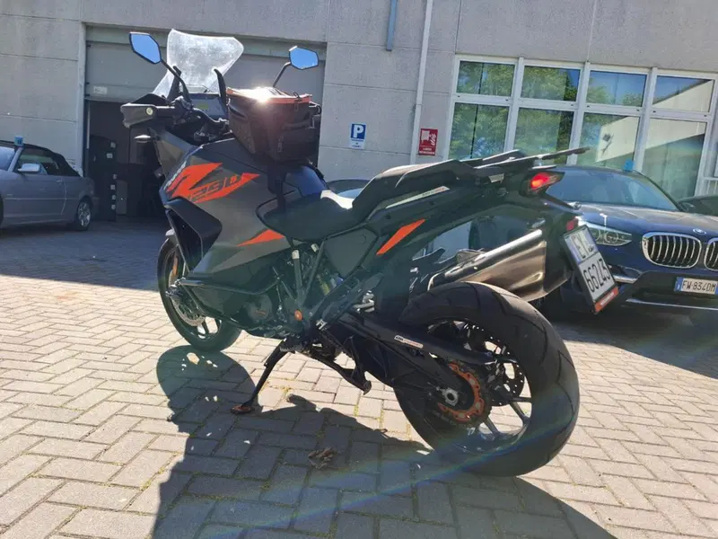 KTM 1290 Super Adventure S (2021) (4)