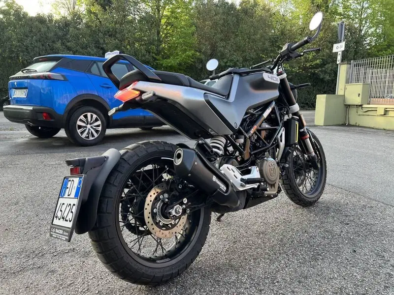 Husqvarna Vitpilen 401 (2021 - 23) (7)