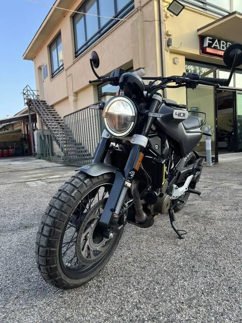 Husqvarna Vitpilen 401 (2021 - 23) (9)
