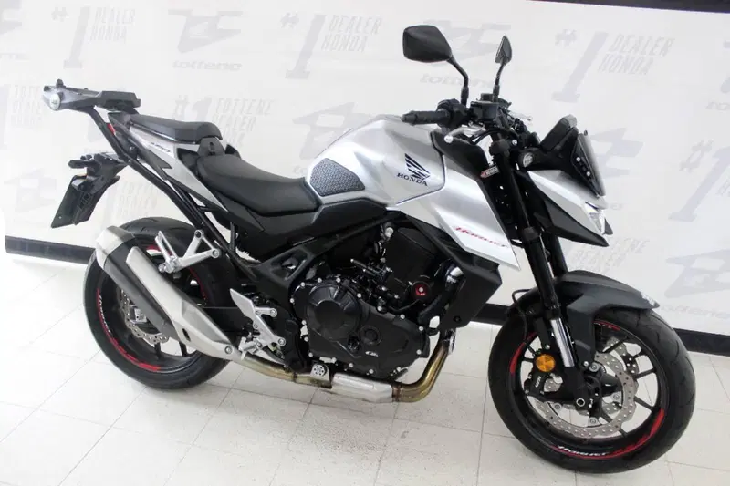 Honda CB 750 Hornet (2025) (3)