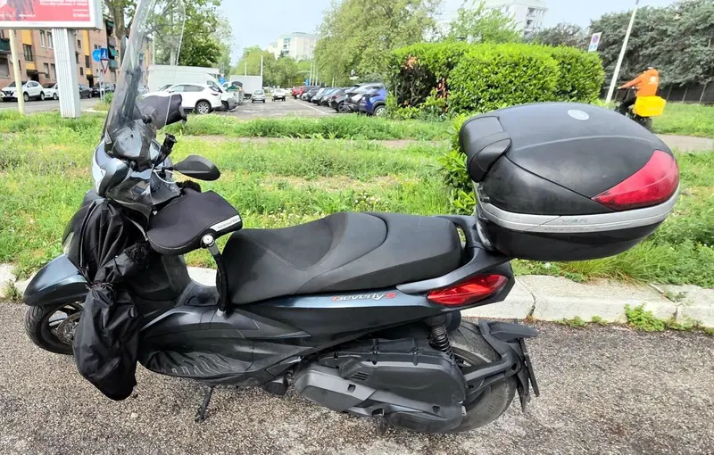 Piaggio Beverly 400 S ABS-ASR (2021 - 24) (3)