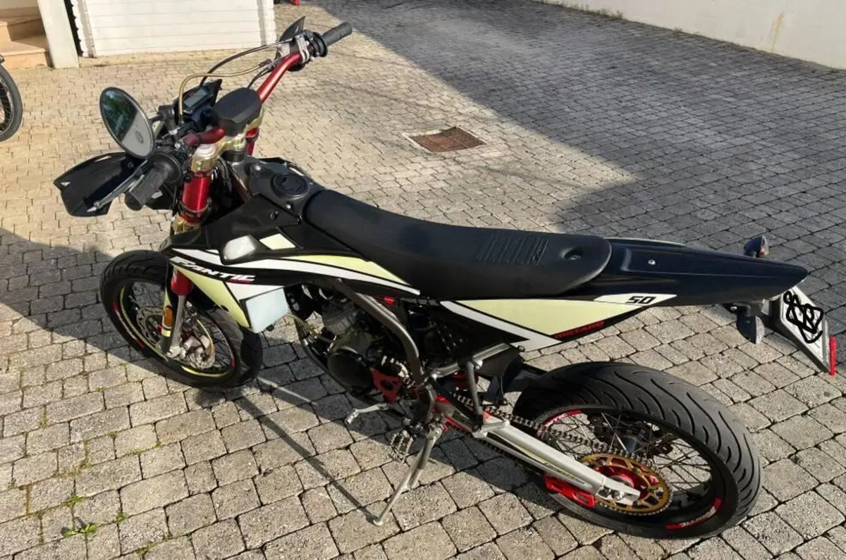 Fantic Motor XM 50 Motard Competition 2T (2021 - 22) (4)