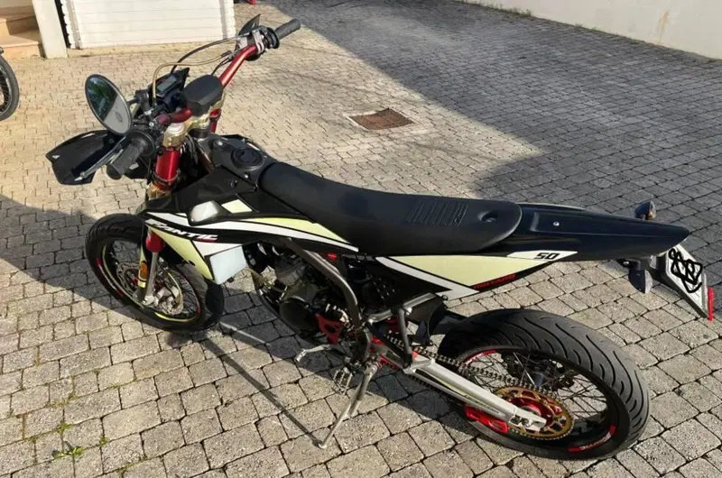 Fantic Motor XM 50 Motard Competition 2T (2021 - 22) (4)
