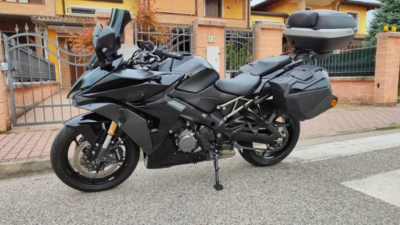 Suzuki GSX-S1000GT (2022 - 24) (5)