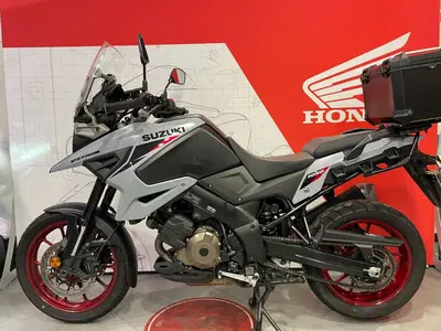 Suzuki V-Strom 1050DE (2023 - 24) usata