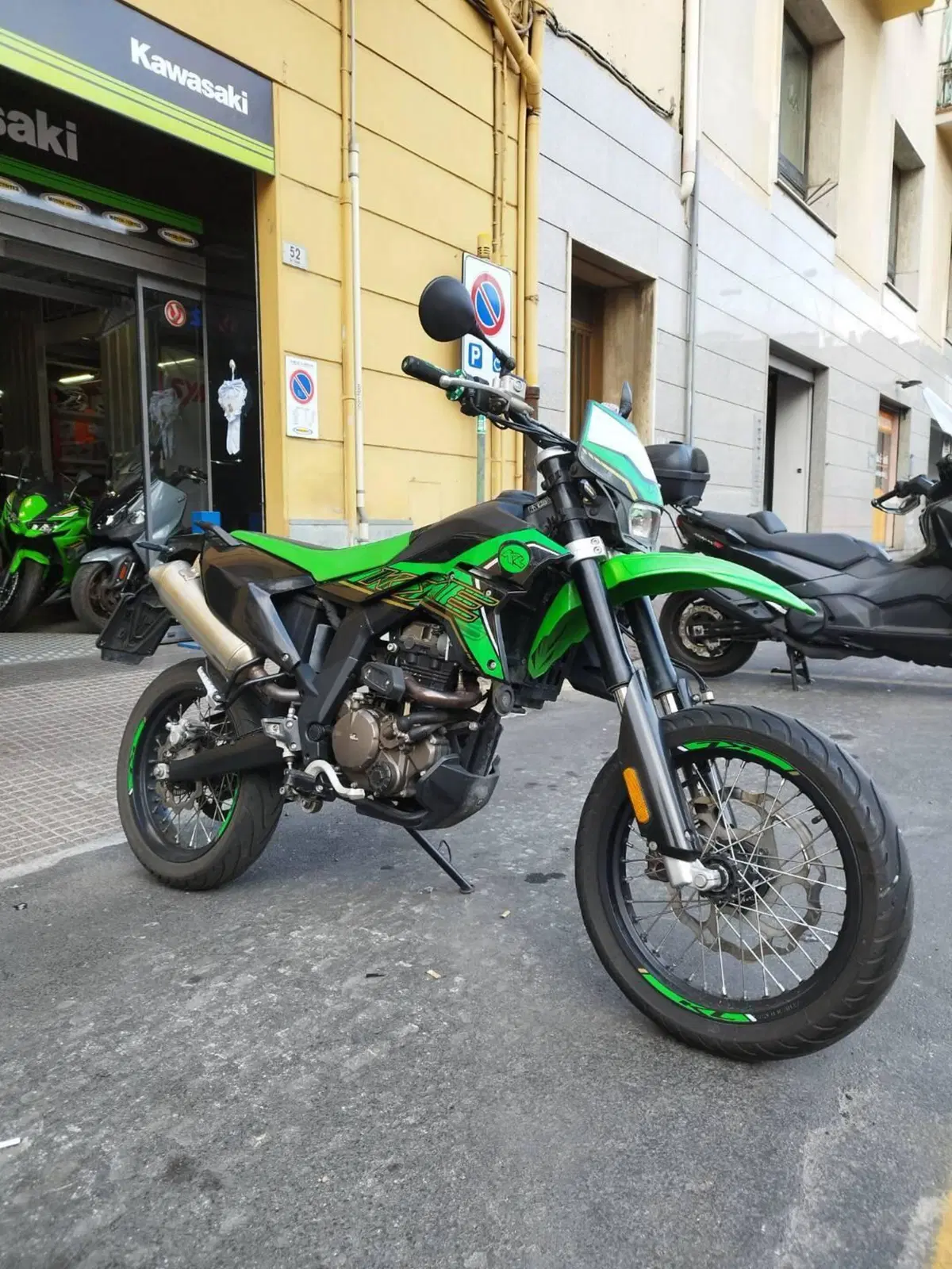 Kl KXE 125 Motard (2022 - 24) (2)