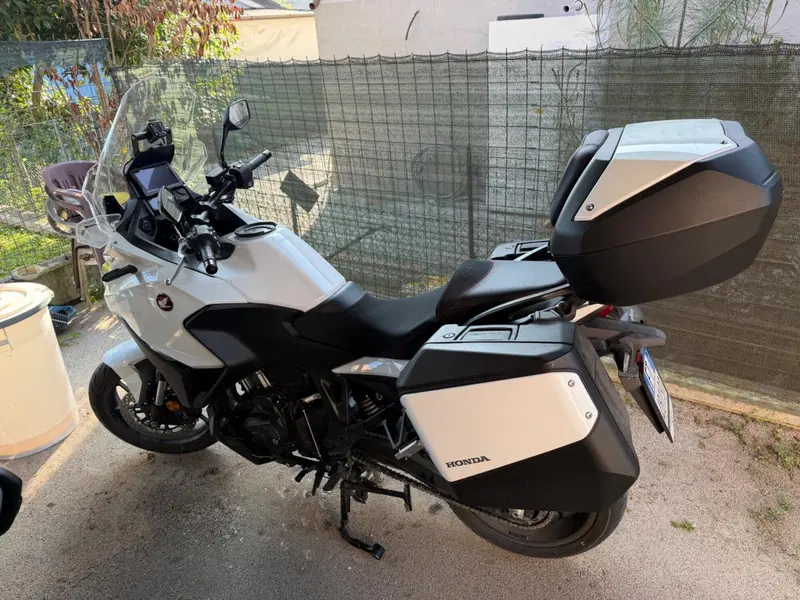 Honda NT 1100 (2022 - 24) (2)