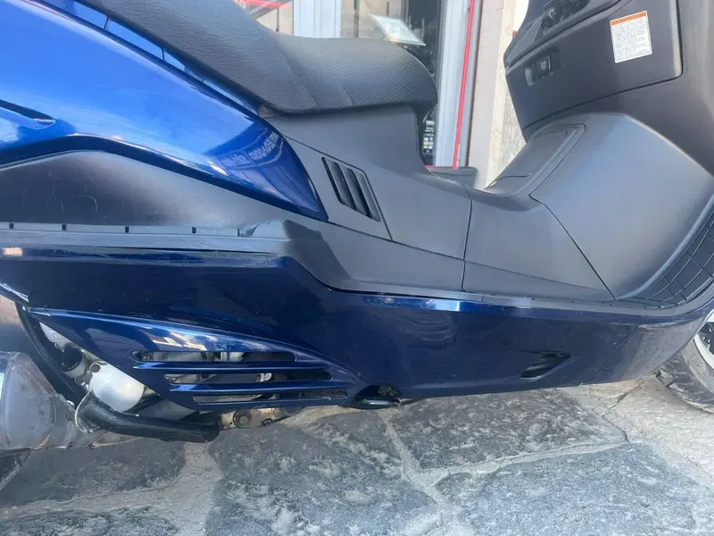 Suzuki Burgman AN 250 (2001 - 03) (6)