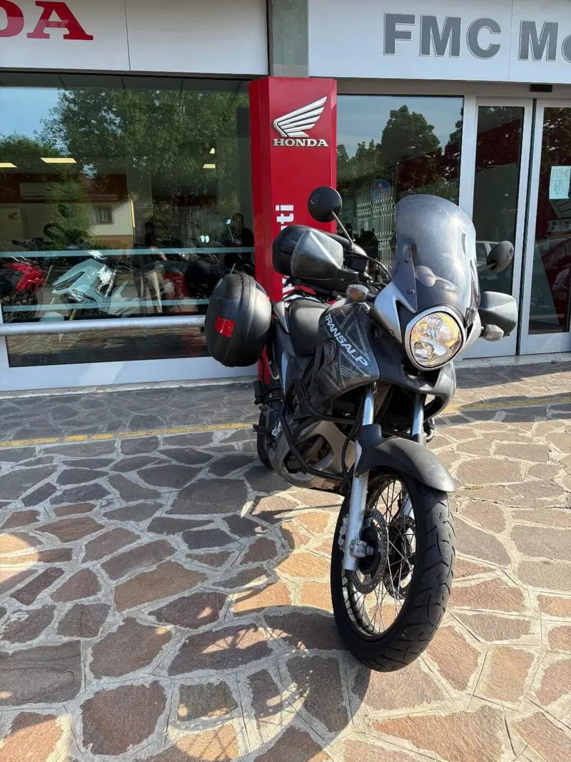 Honda Transalp XL 700 V (2007 - 2013) (4)