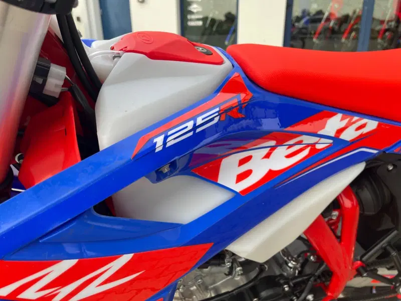 Betamotor RR 125 4T Motard R (2025 - 26) (3)