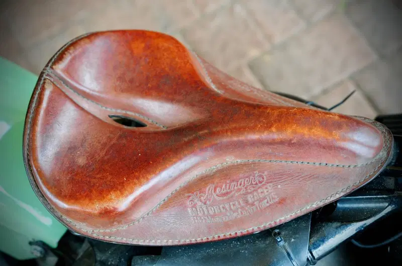 Harley-Davidson 1584 Springer Classic (2006 - 07) - FLSTSC (8)