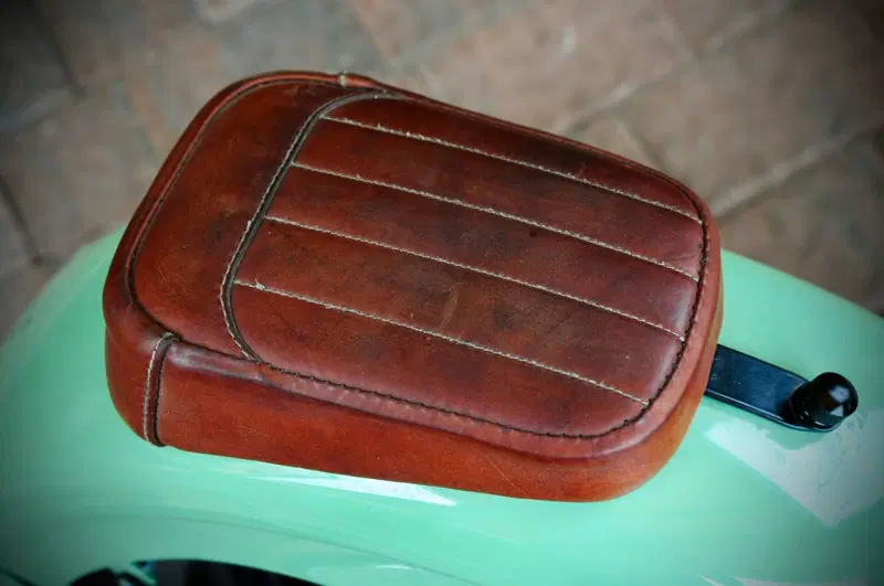 Harley-Davidson 1584 Springer Classic (2006 - 07) - FLSTSC (9)
