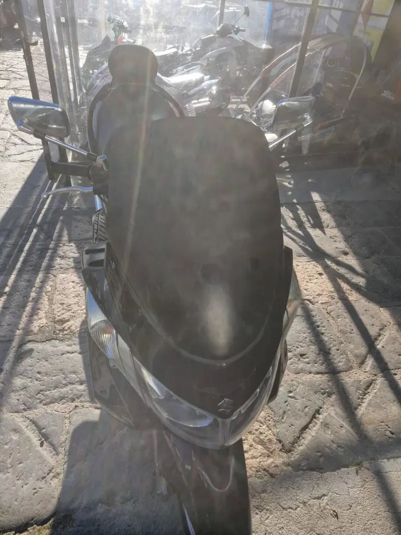 Suzuki Burgman AN 400 i.e. (2004 - 05) (14)