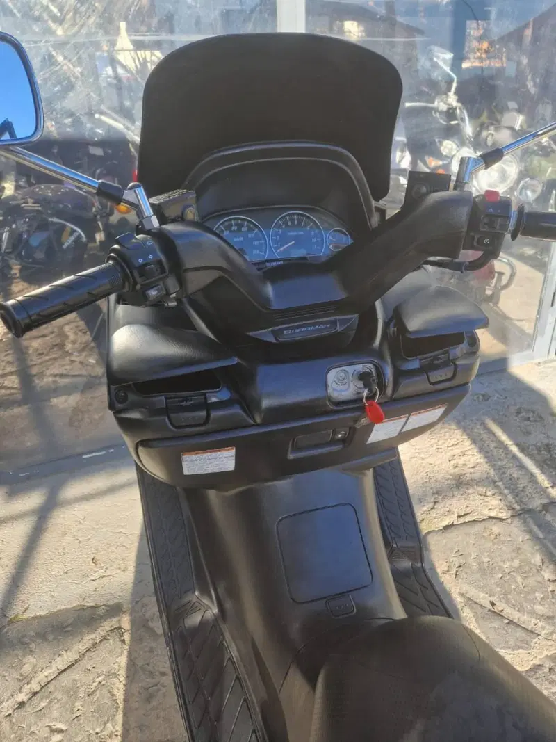 Suzuki Burgman AN 400 i.e. (2004 - 05) (11)