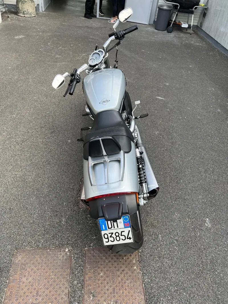 Harley-Davidson 1250 V-Rod Muscle (2009 - 17) - VRSCF (10)