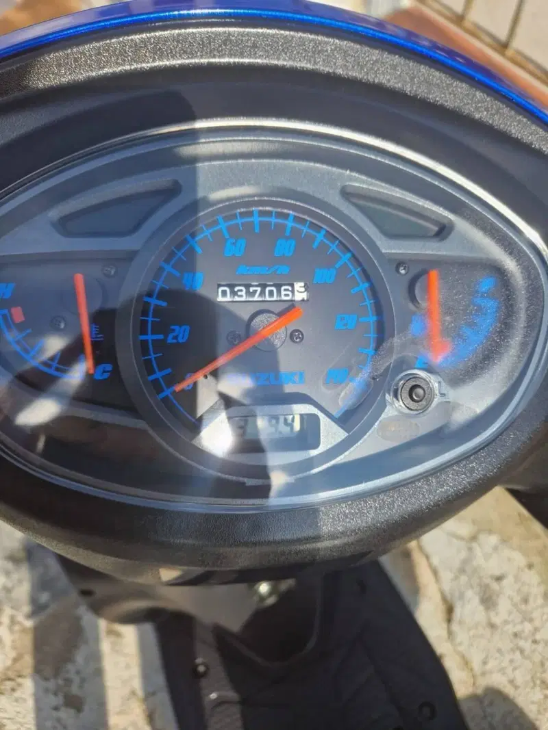 Suzuki SIXteen 125 (2007 - 14) (8)