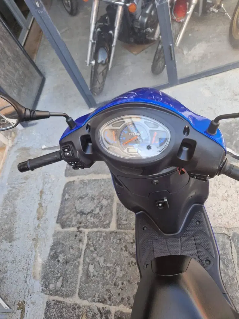 Suzuki SIXteen 125 (2007 - 14) (6)