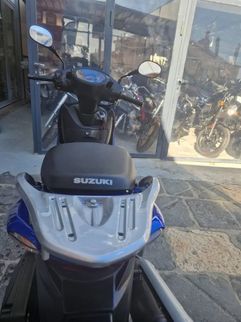 Suzuki SIXteen 125 (2007 - 14) (7)