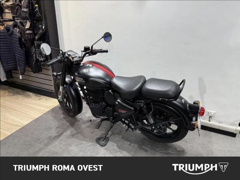 Royal Enfield Classic 350 (2021 - 26) (7)