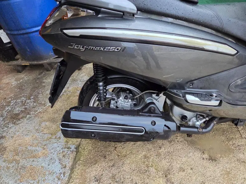 Sym Joymax 250 (2005 - 09) (8)
