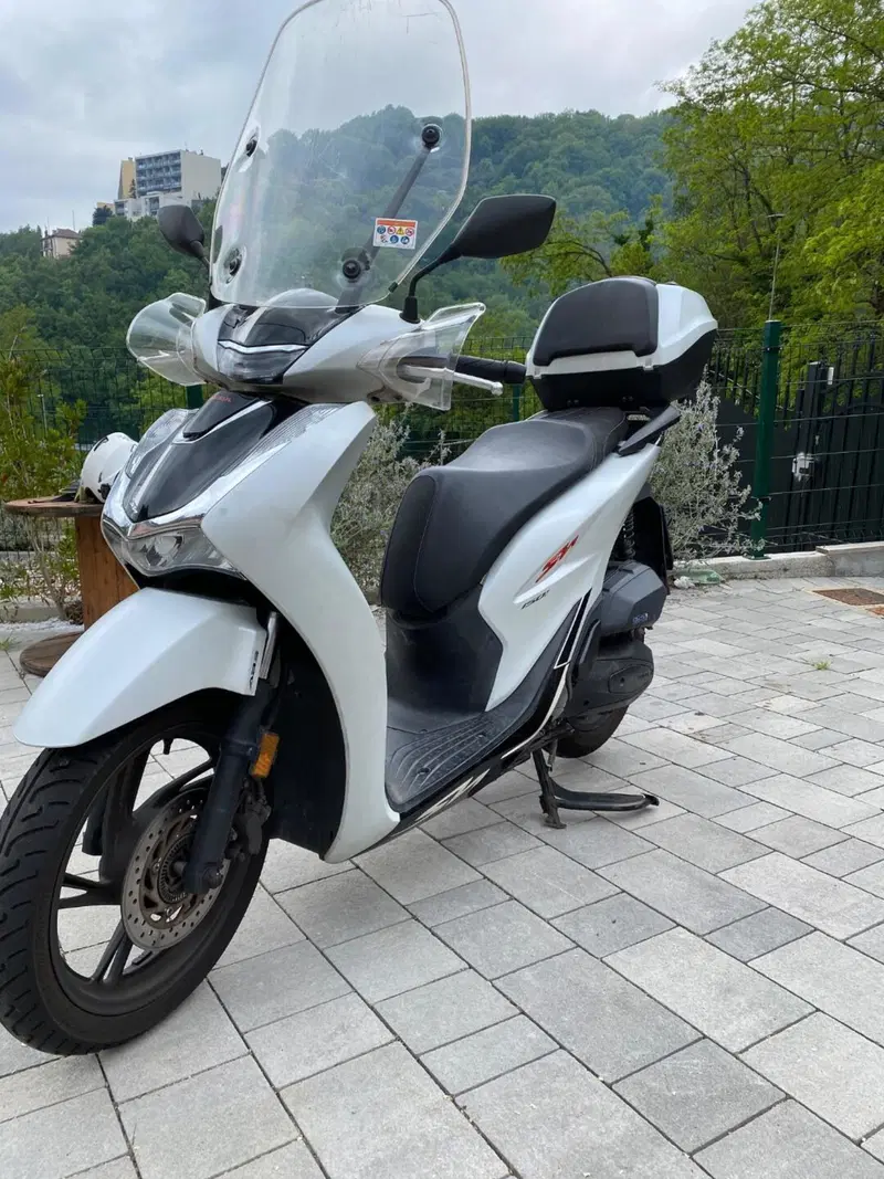 Honda SH 150i Sport (2022 - 23)