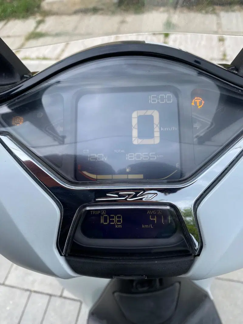 Honda SH 150i Sport (2022 - 23) (5)