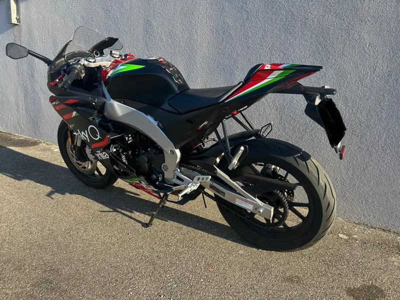 Aprilia RS 125 GP Replica (2021 - 24) (6)