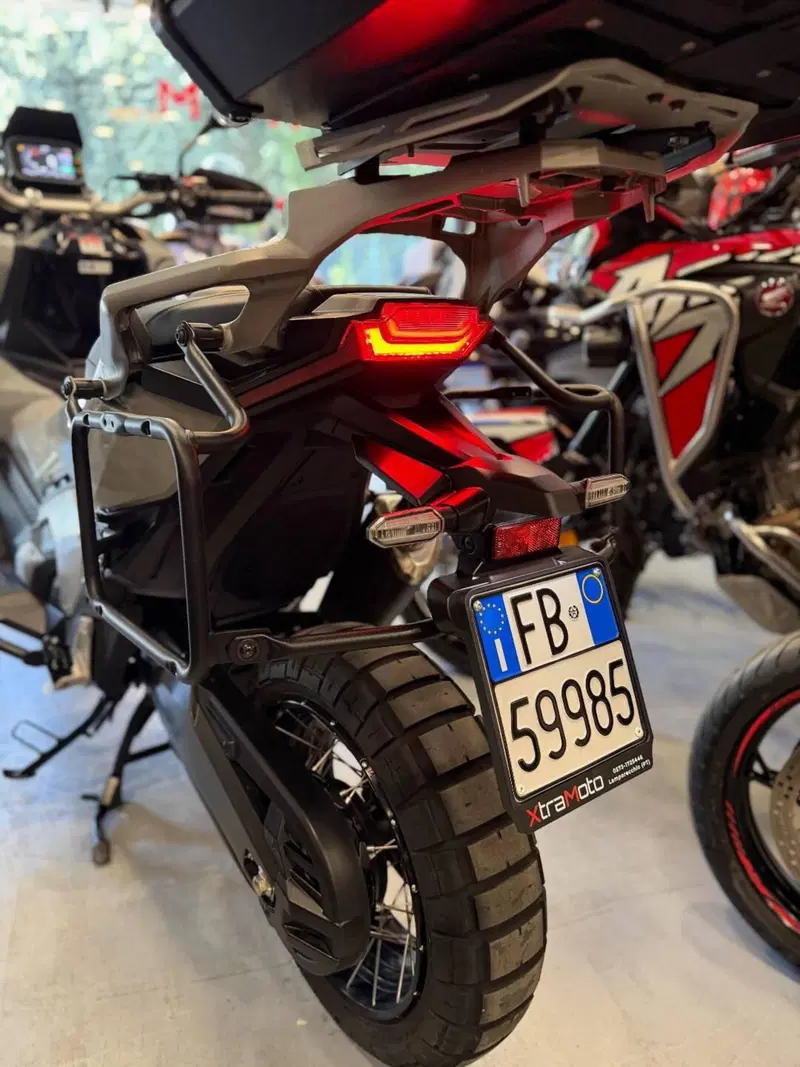 Honda X-ADV 750 DCT (2021 - 24) (9)