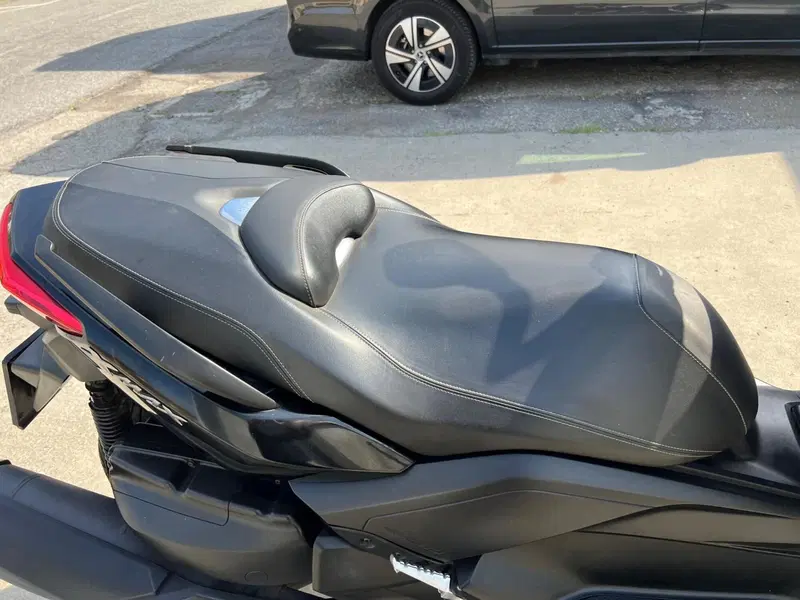 Yamaha X-Max 400 ABS (2013 - 16) (7)