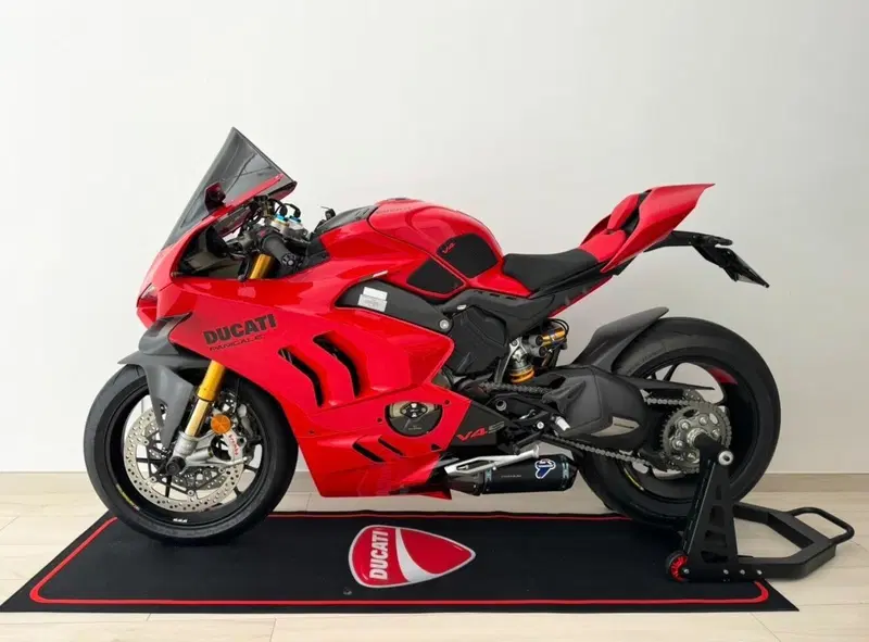 Ducati Panigale V4 S (2022 - 24) (2)