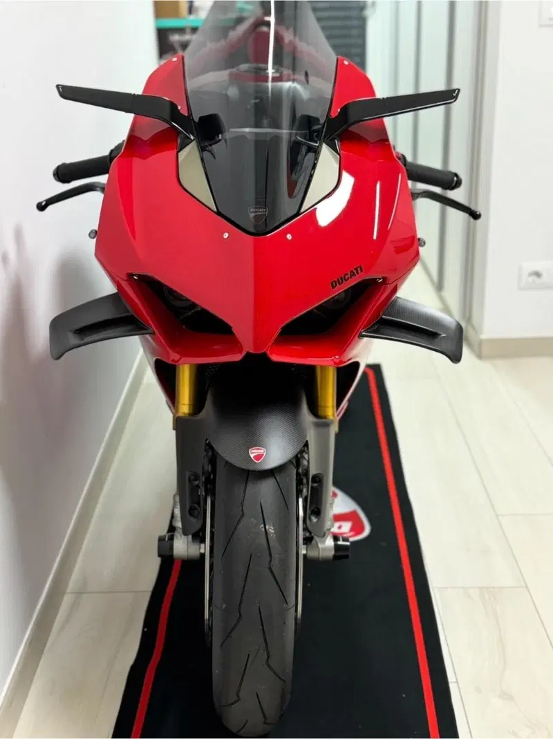 Ducati Panigale V4 S (2022 - 24) (3)