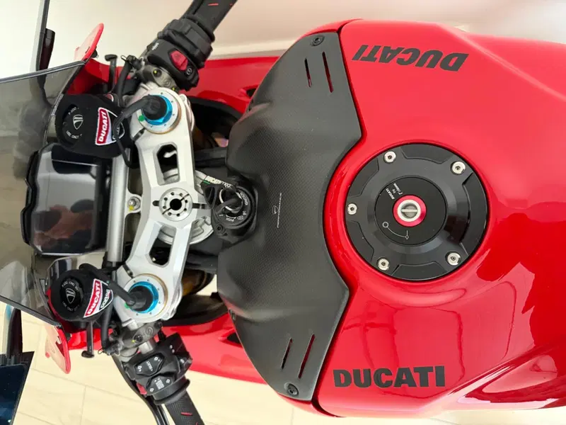 Ducati Panigale V4 S (2022 - 24) (5)