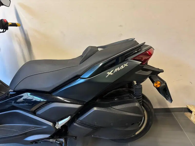 Yamaha X-Max 300 Tech Max (2021 - 24) (3)